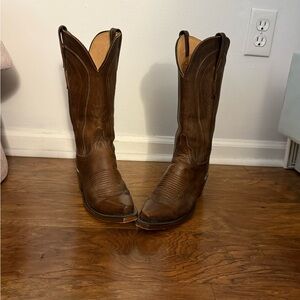 Lucchese Tan Leather Interior